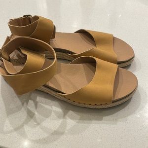 Lucky brand sandals espadrille sz 8